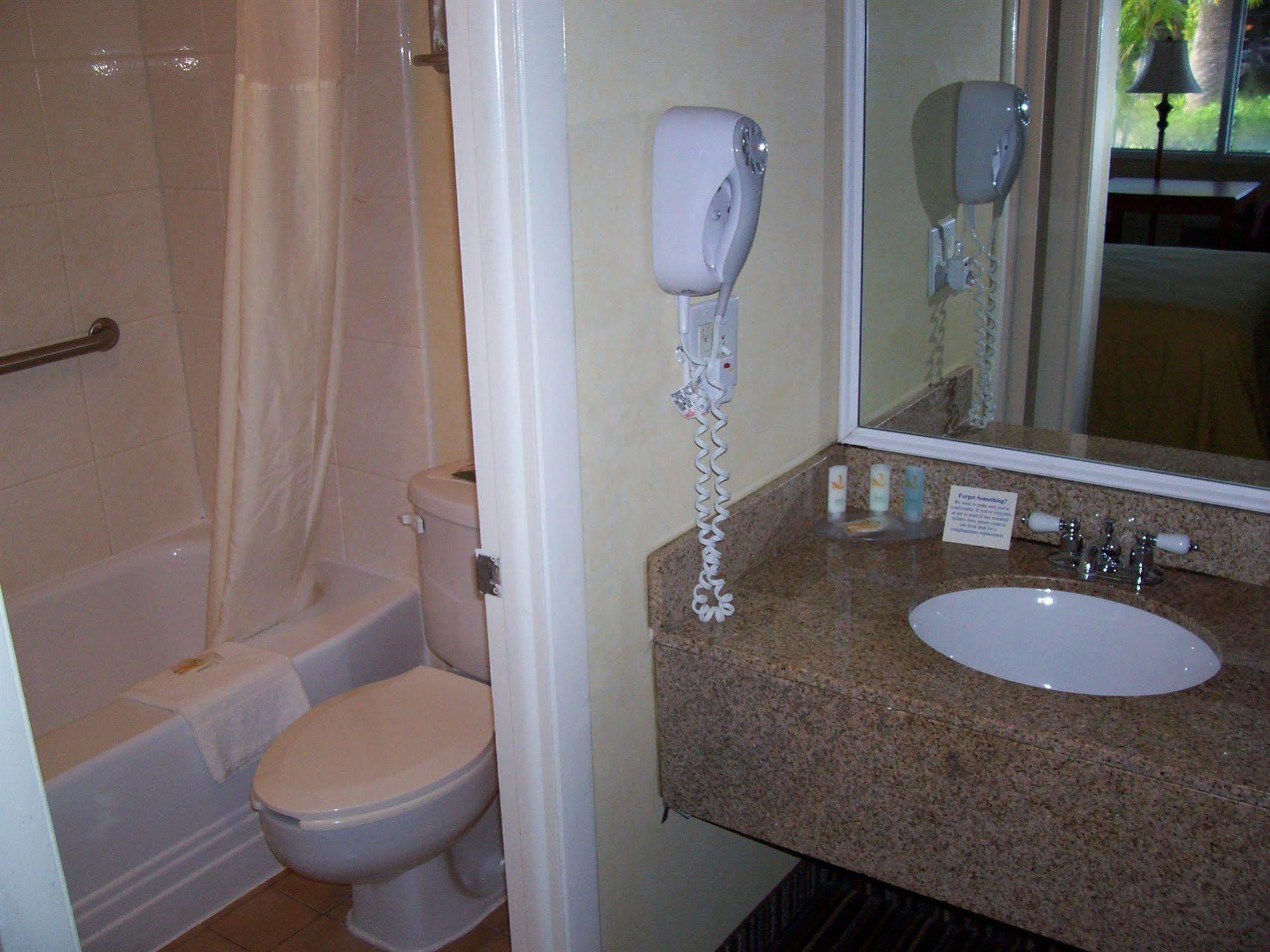 Quality Miami South 2* Palmetto Bay