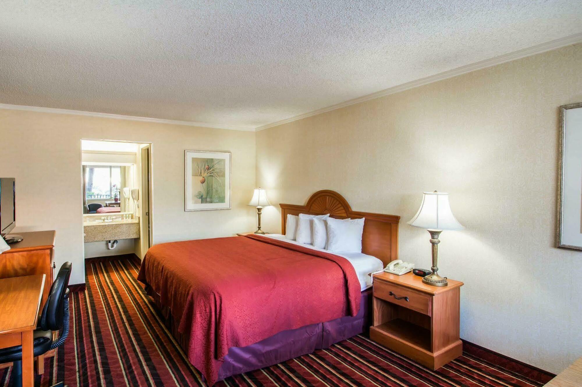 Quality Miami South 2* Palmetto Bay