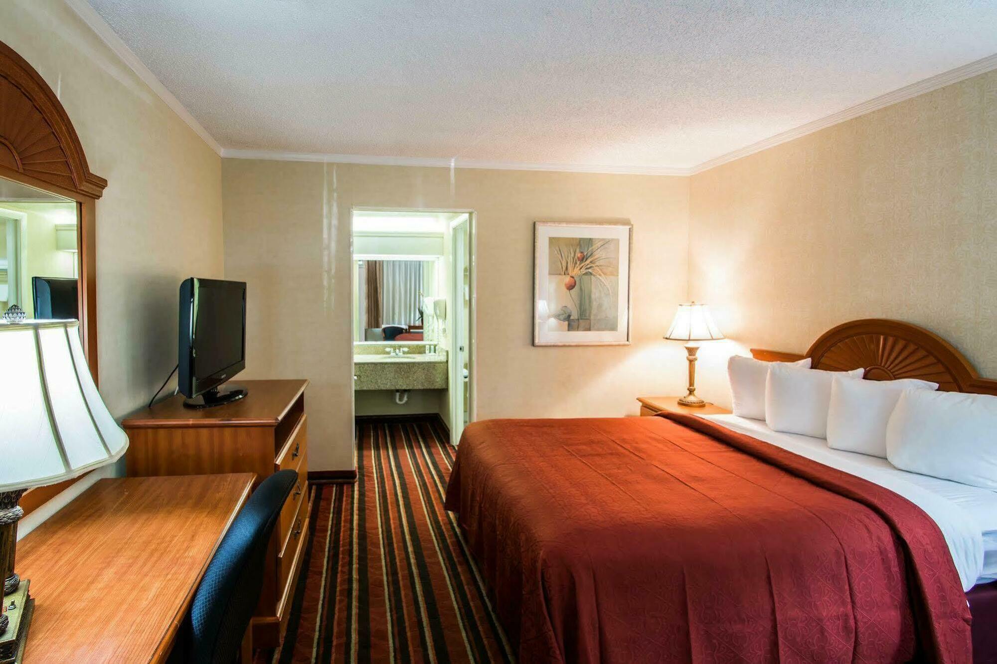 Quality Miami South 2* Palmetto Bay
